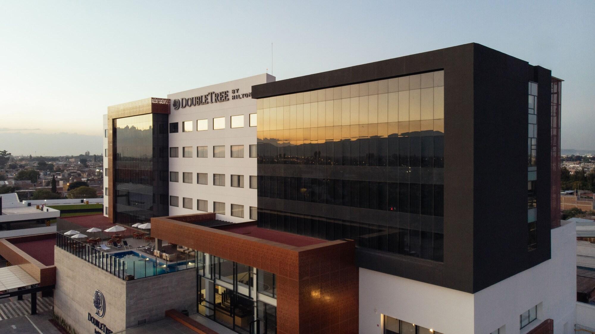 Doubletree By Hilton Celaya Celaya  Exterior photo
