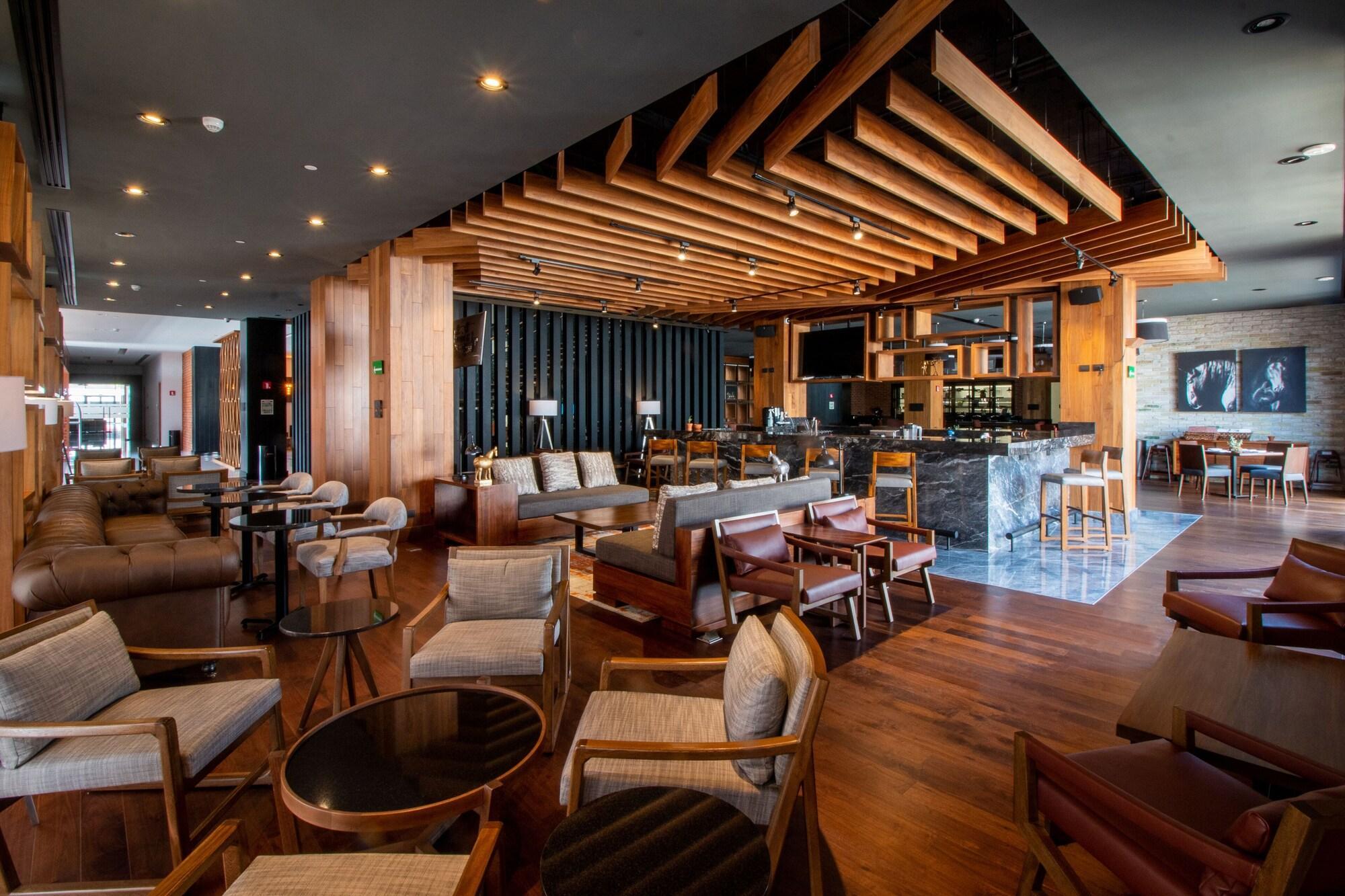 Doubletree By Hilton Celaya Celaya  Exterior photo