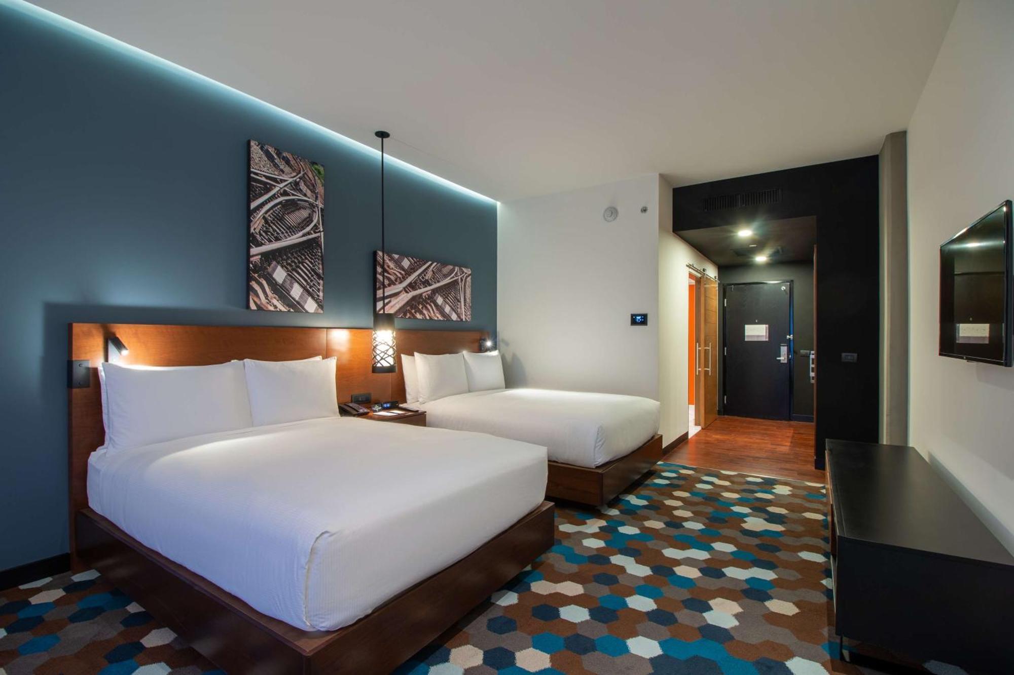 Doubletree By Hilton Celaya Celaya  Exterior photo