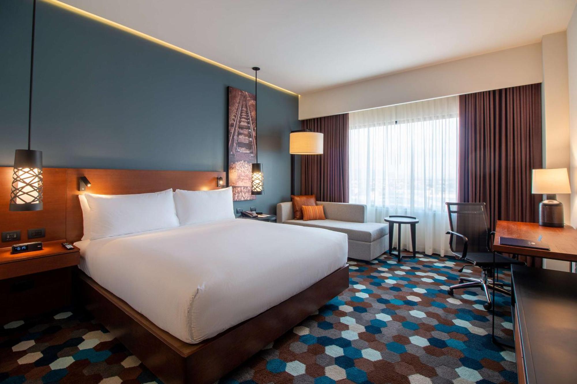 Doubletree By Hilton Celaya Celaya  Exterior photo