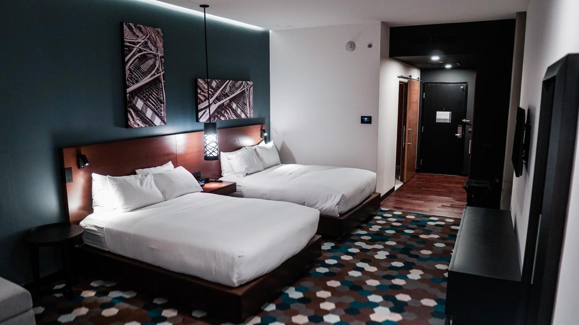 Doubletree By Hilton Celaya Celaya  Exterior photo
